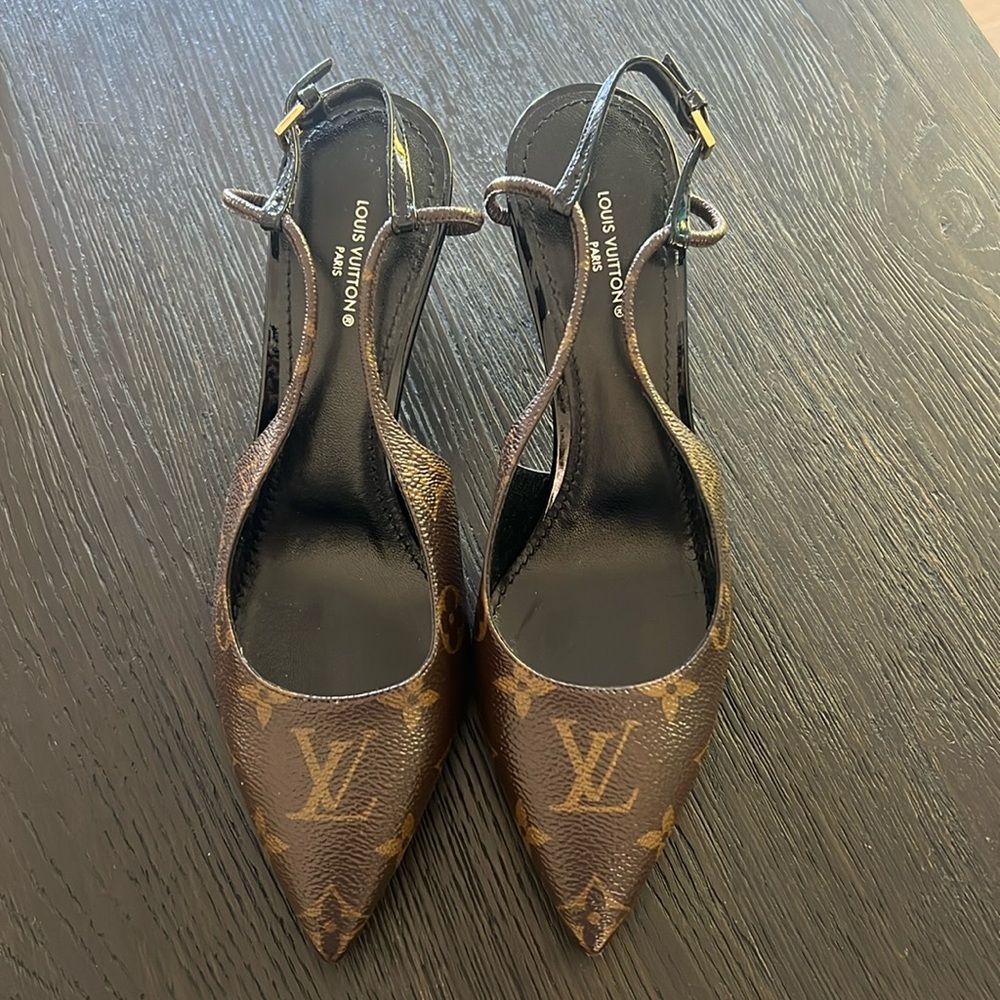 Brand new never used Louis Vuitton monogram slingback heels 37